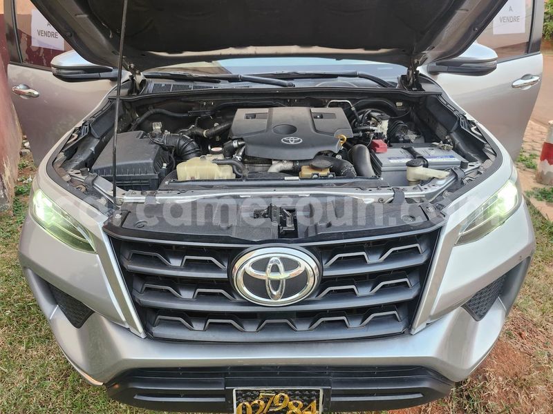 Big with watermark toyota fortuner central cameroon yaounde 22306