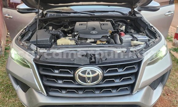 Acheter Occasion Voiture Toyota Fortuner Gris à Yaoundé, Central Cameroon Acheter Occasion Voiture Toyota Fortuner Gris à Yaoundé, Central Cameroon