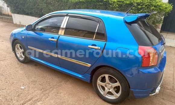 Sayi Na hannu Toyota Corolla Blue Mota in Yaounde a Babban Kamaru Sayi Na hannu Toyota Corolla Blue Mota in Yaounde a Babban Kamaru