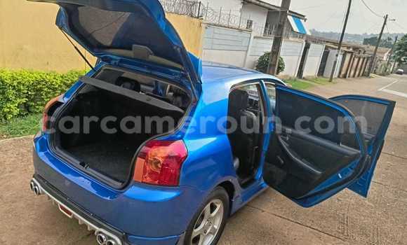 Sayi Na hannu Toyota Corolla Blue Mota in Yaounde a Babban Kamaru Sayi Na hannu Toyota Corolla Blue Mota in Yaounde a Babban Kamaru