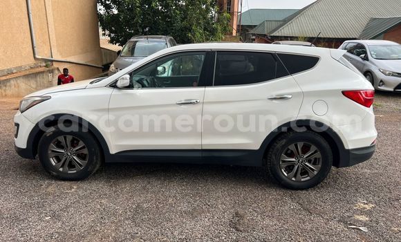 Buy Used Hyundai Santa Fe White Car in Yaounde in Central Cameroon Buy Used Hyundai Santa Fe White Car in Yaounde in Central Cameroon