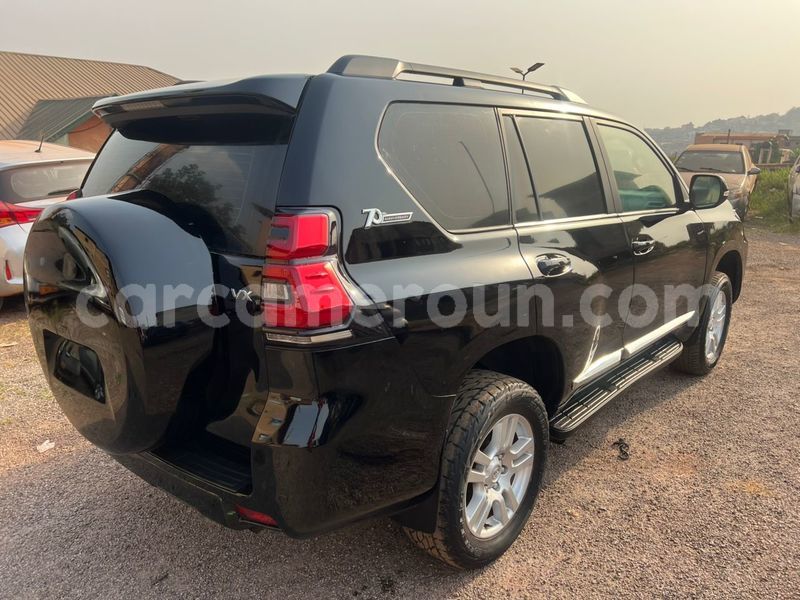 Big with watermark toyota land cruiser central cameroon yaounde 22328