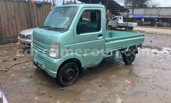 Sayi Imported Suzuki Carry Blue Babbar mota in Douala a Ƙasar Kamaru Sayi Imported Suzuki Carry Blue Babbar mota in Douala a Ƙasar Kamaru