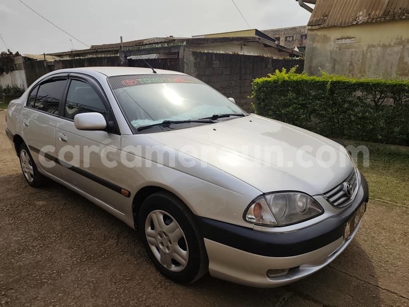 Big with watermark toyota avensis central cameroon yaounde 22337