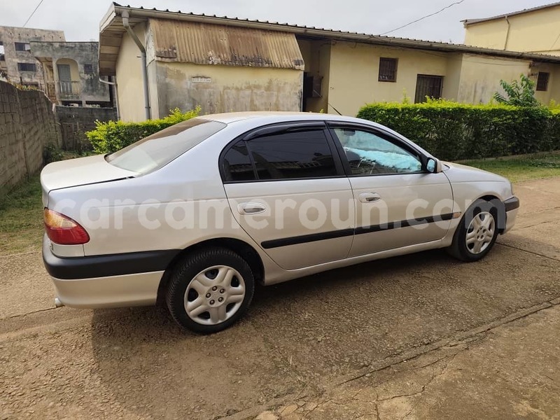 Big with watermark toyota avensis central cameroon yaounde 22337