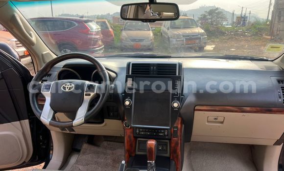 Sayi Na hannu Toyota Land Cruiser Prado Black Mota in Yaounde a Babban Kamaru Sayi Na hannu Toyota Land Cruiser Prado Black Mota in Yaounde a Babban Kamaru