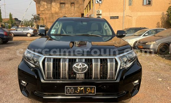 Sayi Na hannu Toyota Land Cruiser Prado Black Mota in Yaounde a Babban Kamaru Sayi Na hannu Toyota Land Cruiser Prado Black Mota in Yaounde a Babban Kamaru