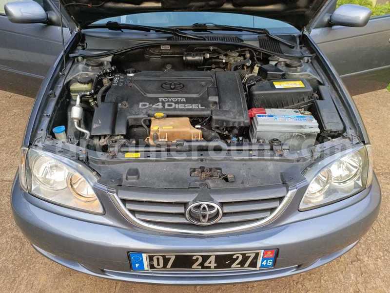Big with watermark toyota avensis central cameroon yaounde 22340