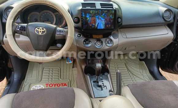 Acheter Occasion Voiture Toyota Vanguard Noir à Yaoundé, Central Cameroon Acheter Occasion Voiture Toyota Vanguard Noir à Yaoundé, Central Cameroon