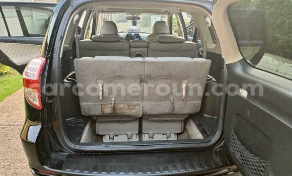 Acheter Occasion Voiture Toyota Vanguard Noir à Yaoundé, Central Cameroon Acheter Occasion Voiture Toyota Vanguard Noir à Yaoundé, Central Cameroon
