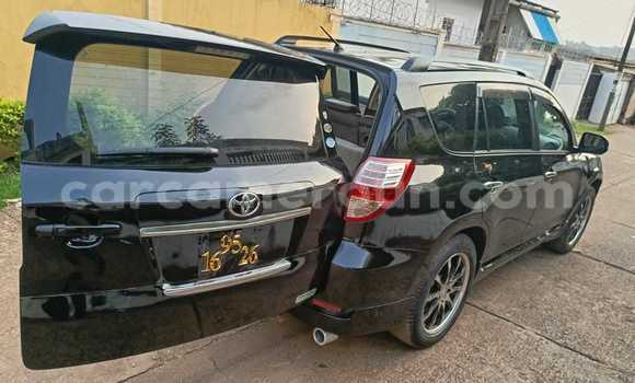 Acheter Occasion Voiture Toyota Vanguard Noir à Yaoundé, Central Cameroon Acheter Occasion Voiture Toyota Vanguard Noir à Yaoundé, Central Cameroon