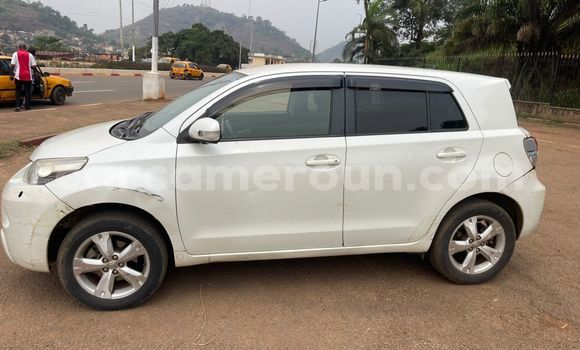 Acheter Occasion Voiture Toyota IST Blanc à Yaoundé, Central Cameroon Acheter Occasion Voiture Toyota IST Blanc à Yaoundé, Central Cameroon