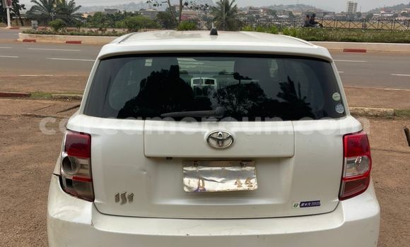 Acheter Occasion Voiture Toyota IST Blanc à Yaoundé, Central Cameroon Acheter Occasion Voiture Toyota IST Blanc à Yaoundé, Central Cameroon
