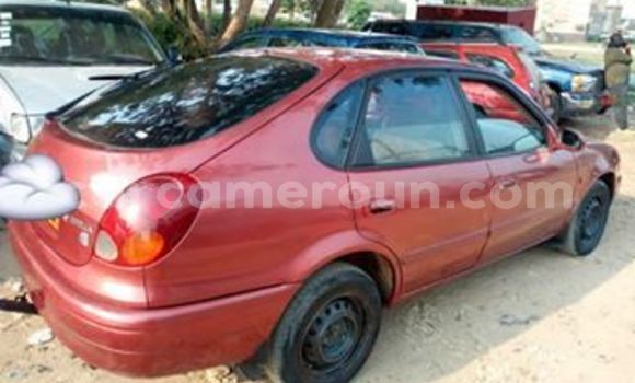 Acheter Occasion Voiture Toyota Corolla Rouge à Yaoundé, Central Cameroon Acheter Occasion Voiture Toyota Corolla Rouge à Yaoundé, Central Cameroon