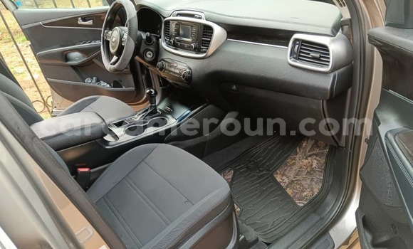 Buy Used Kia Sorento Black Car in Yaounde in Central Cameroon Buy Used Kia Sorento Black Car in Yaounde in Central Cameroon