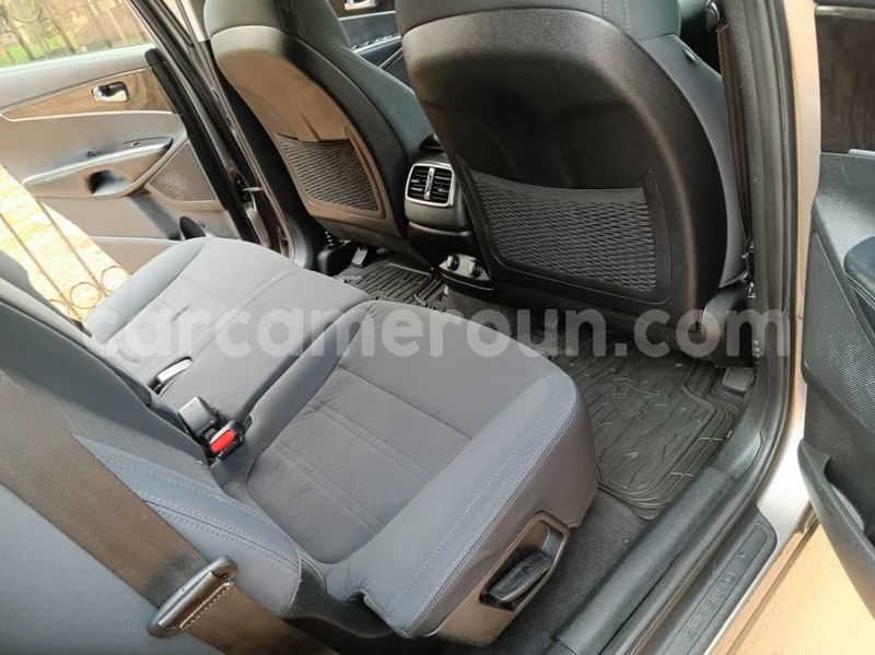 Big with watermark kia sorento central cameroon yaounde 22360