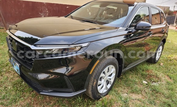Sayi Na hannu Honda CR–V Black Mota in Yaounde a Babban Kamaru Sayi Na hannu Honda CR–V Black Mota in Yaounde a Babban Kamaru