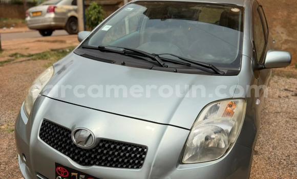 Acheter Occasion Voiture Toyota Vitz Gris à Yaoundé, Central Cameroon
