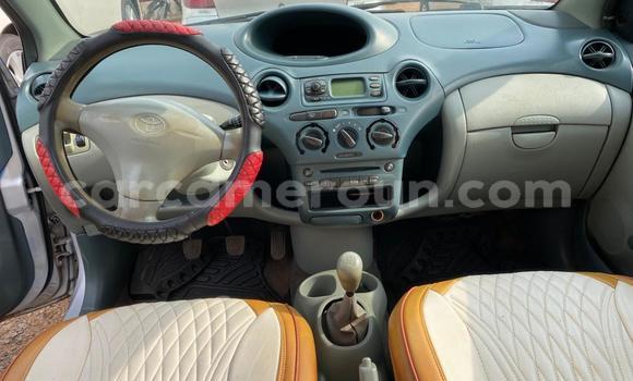 Acheter Occasion Voiture Toyota Yaris Gris à Yaoundé, Central Cameroon Acheter Occasion Voiture Toyota Yaris Gris à Yaoundé, Central Cameroon