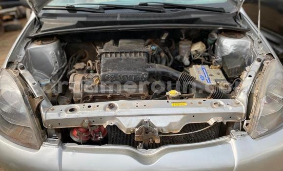 Acheter Occasion Voiture Toyota Yaris Gris à Yaoundé, Central Cameroon Acheter Occasion Voiture Toyota Yaris Gris à Yaoundé, Central Cameroon