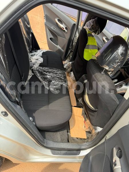 Big with watermark toyota auris central cameroon yaounde 22376