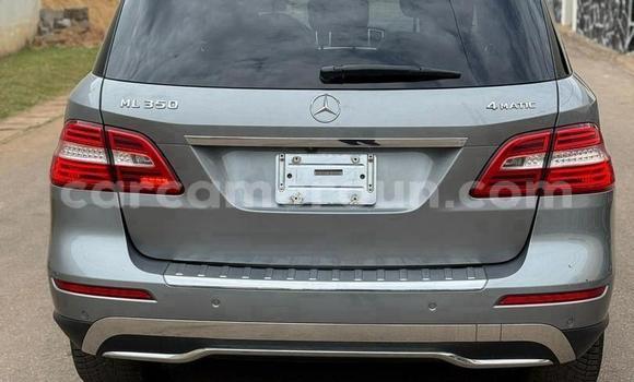 Acheter Occasion Voiture Mercedes‒Benz ML–Class Gris à Yaoundé, Central Cameroon Acheter Occasion Voiture Mercedes‒Benz ML–Class Gris à Yaoundé, Central Cameroon