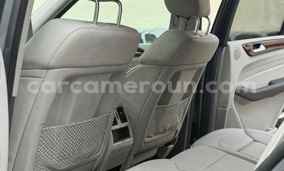 Acheter Occasion Voiture Mercedes‒Benz ML–Class Gris à Yaoundé, Central Cameroon Acheter Occasion Voiture Mercedes‒Benz ML–Class Gris à Yaoundé, Central Cameroon