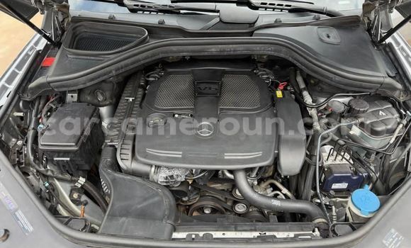 Acheter Occasion Voiture Mercedes‒Benz ML–Class Gris à Yaoundé, Central Cameroon Acheter Occasion Voiture Mercedes‒Benz ML–Class Gris à Yaoundé, Central Cameroon
