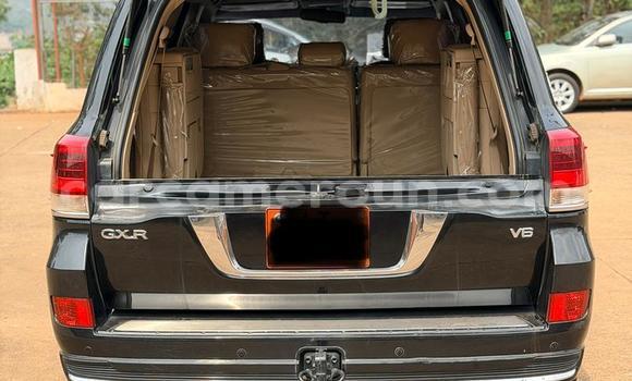 Acheter Occasion Voiture Toyota Land Cruiser Noir à Yaoundé, Central Cameroon Acheter Occasion Voiture Toyota Land Cruiser Noir à Yaoundé, Central Cameroon