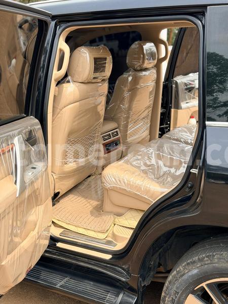 Big with watermark toyota land cruiser central cameroon yaounde 22379