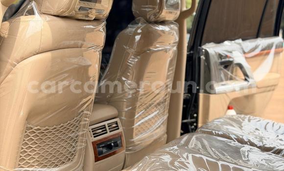 Acheter Occasion Voiture Toyota Land Cruiser Noir à Yaoundé, Central Cameroon Acheter Occasion Voiture Toyota Land Cruiser Noir à Yaoundé, Central Cameroon