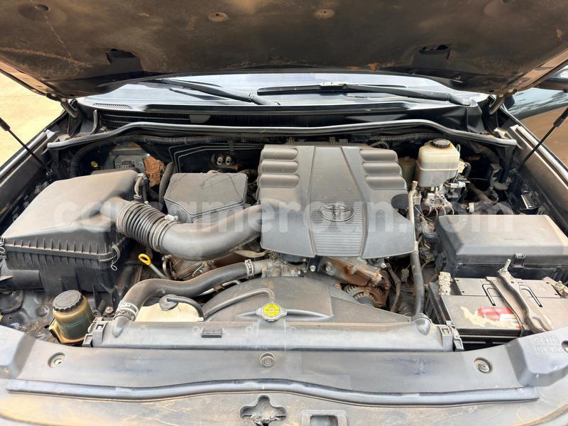 Big with watermark toyota land cruiser central cameroon yaounde 22379