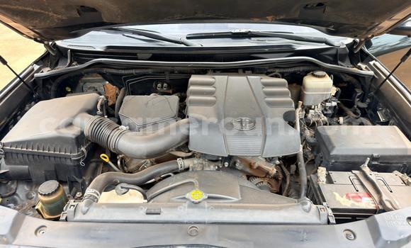 Acheter Occasion Voiture Toyota Land Cruiser Noir à Yaoundé, Central Cameroon Acheter Occasion Voiture Toyota Land Cruiser Noir à Yaoundé, Central Cameroon