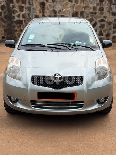 Big with watermark toyota yaris central cameroon yaounde 22381