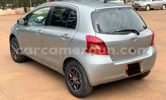 Acheter Occasion Voiture Toyota Yaris Gris à Yaoundé, Central Cameroon Acheter Occasion Voiture Toyota Yaris Gris à Yaoundé, Central Cameroon