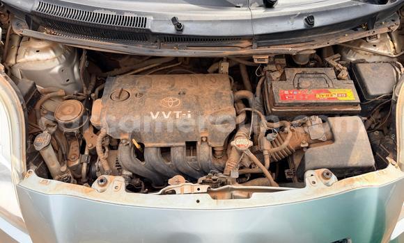 Acheter Occasion Voiture Toyota Yaris Gris à Yaoundé, Central Cameroon Acheter Occasion Voiture Toyota Yaris Gris à Yaoundé, Central Cameroon