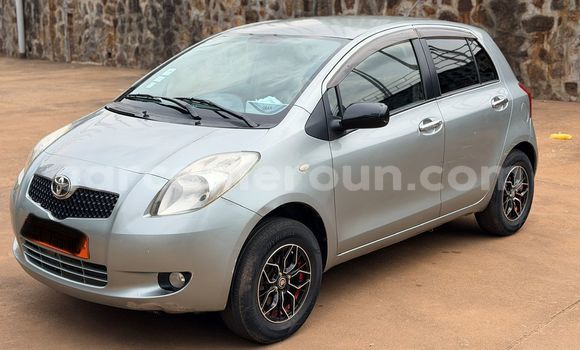 Acheter Occasion Voiture Toyota Yaris Gris à Yaoundé, Central Cameroon Acheter Occasion Voiture Toyota Yaris Gris à Yaoundé, Central Cameroon