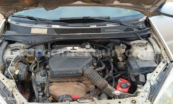 Acheter Occasion Voiture Toyota RAV4 Gris à Yaoundé, Central Cameroon Acheter Occasion Voiture Toyota RAV4 Gris à Yaoundé, Central Cameroon