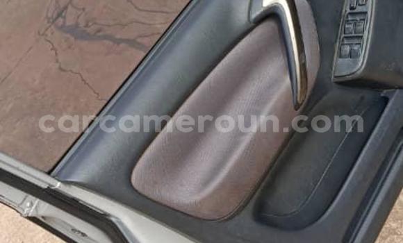 Acheter Occasion Voiture Toyota RAV4 Gris à Yaoundé, Central Cameroon Acheter Occasion Voiture Toyota RAV4 Gris à Yaoundé, Central Cameroon