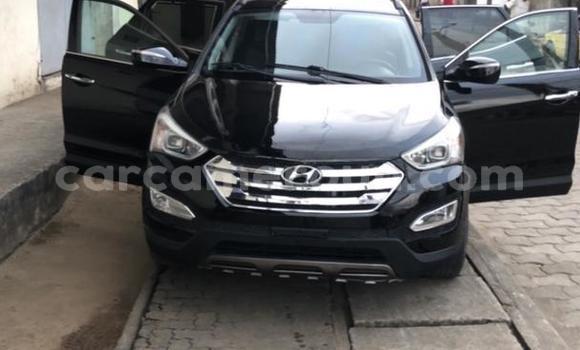 Sayi Na hannu Hyundai Santa Fe Black Mota in Douala a Ƙasar Kamaru