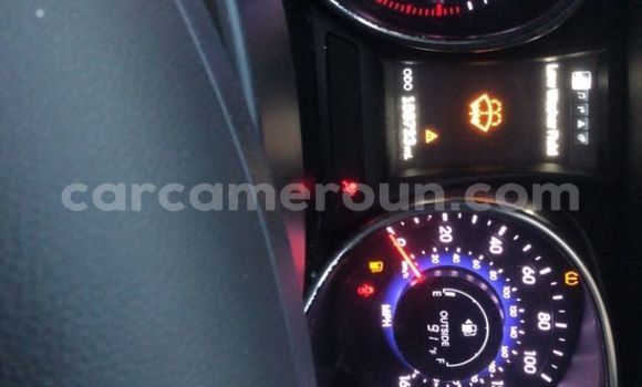 Sayi Na hannu Hyundai Santa Fe Black Mota in Douala a Ƙasar Kamaru Sayi Na hannu Hyundai Santa Fe Black Mota in Douala a Ƙasar Kamaru