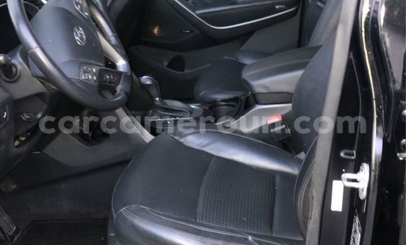 Sayi Na hannu Hyundai Santa Fe Black Mota in Douala a Ƙasar Kamaru Sayi Na hannu Hyundai Santa Fe Black Mota in Douala a Ƙasar Kamaru