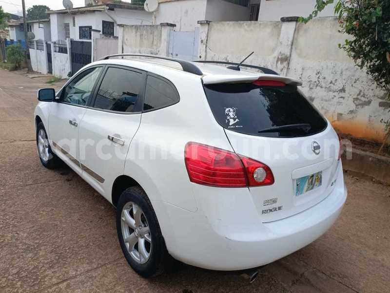 Big with watermark nissan rogue central cameroon yaounde 22384