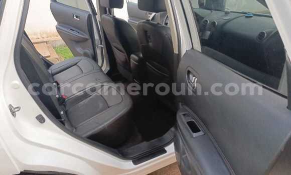 Sayi Na hannu Nissan Rogue White Mota in Yaounde a Babban Kamaru Sayi Na hannu Nissan Rogue White Mota in Yaounde a Babban Kamaru