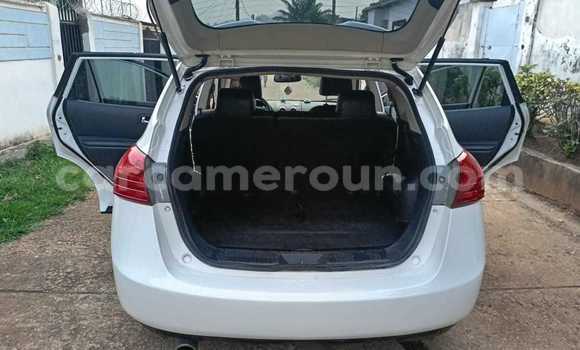 Sayi Na hannu Nissan Rogue White Mota in Yaounde a Babban Kamaru Sayi Na hannu Nissan Rogue White Mota in Yaounde a Babban Kamaru