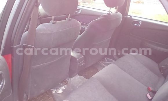 Acheter Occasion Voiture Toyota Corolla Rouge à Yaoundé, Central Cameroon Acheter Occasion Voiture Toyota Corolla Rouge à Yaoundé, Central Cameroon