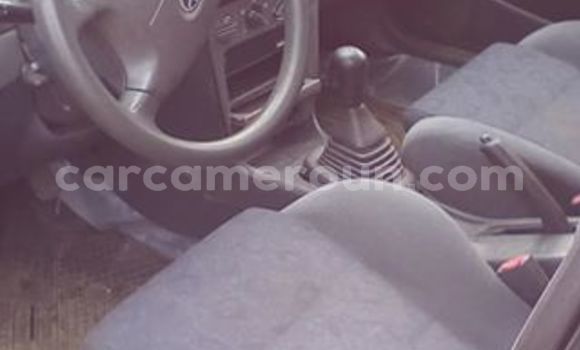 Acheter Occasion Voiture Toyota Corolla Rouge à Yaoundé, Central Cameroon Acheter Occasion Voiture Toyota Corolla Rouge à Yaoundé, Central Cameroon