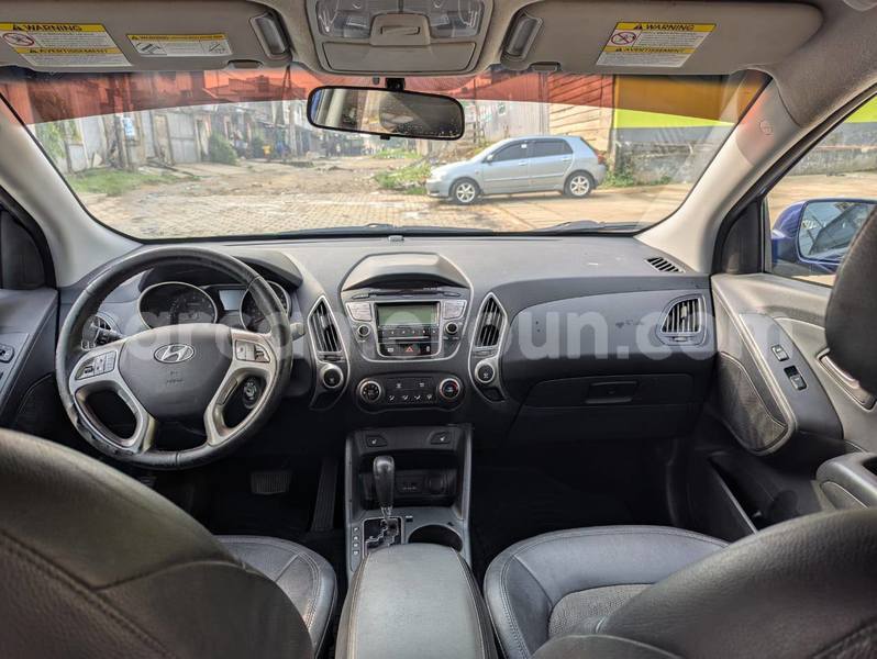 Big with watermark hyundai tucson littoral cameroon douala 22420