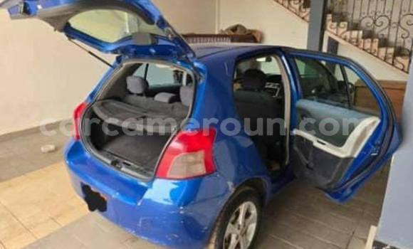 Sayi Na hannu Toyota Yaris Blue Mota in Douala a Ƙasar Kamaru Sayi Na hannu Toyota Yaris Blue Mota in Douala a Ƙasar Kamaru