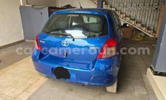 Sayi Na hannu Toyota Yaris Blue Mota in Douala a Ƙasar Kamaru Sayi Na hannu Toyota Yaris Blue Mota in Douala a Ƙasar Kamaru